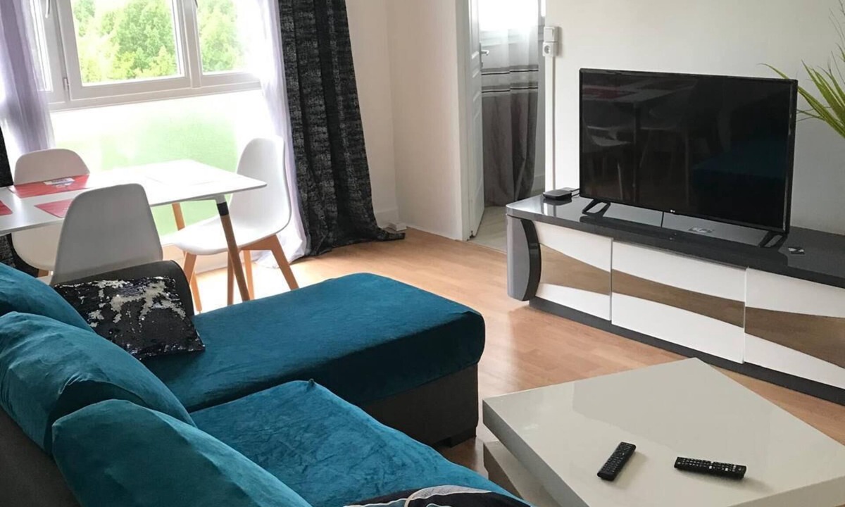 Pontlieue - Rocade Apartment | Magnificent 3-bedroom apartment - Comfort & quiet 10 min 24h from Le Mans