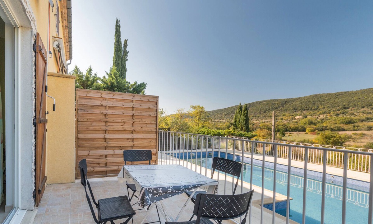 Lagorce Cottage | Magnificent Accommodation in Southern Ardèche with Peaks