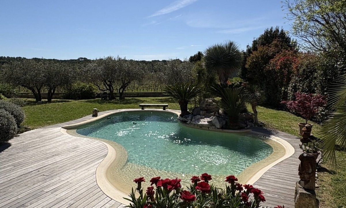 Junas House | MAGNIFICENT CALIFORNIAN SWIMMING POOL-HOUSE-le clos des vignes