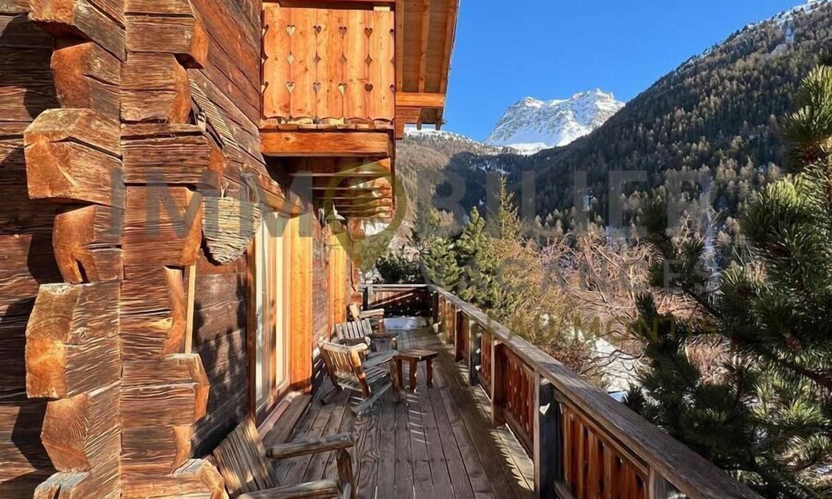 Saint-Luc Ski Chalet | Magnificent chalet with unobstructed views for 8 people - 4 bedrooms - 3 bathrooms - 2-car garage.Sh
