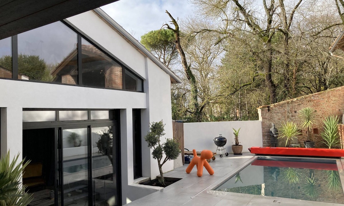 Bazus House | Magnificent, fully renovated village LOFT with swimming pool.