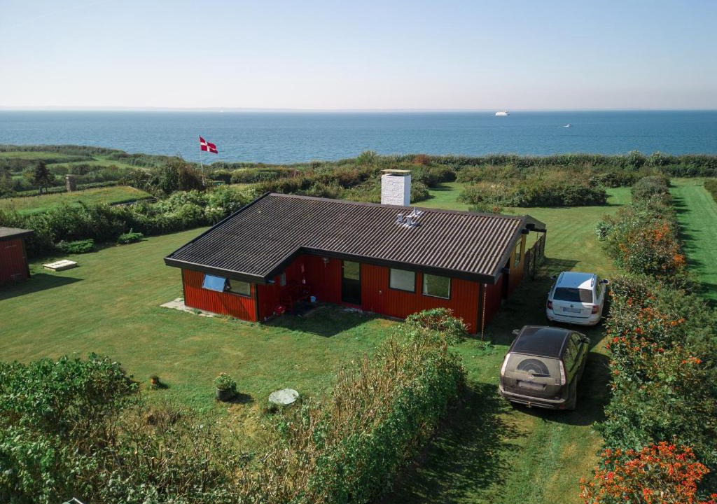 Faaborg House | Magnificent house with splendid view to the sea