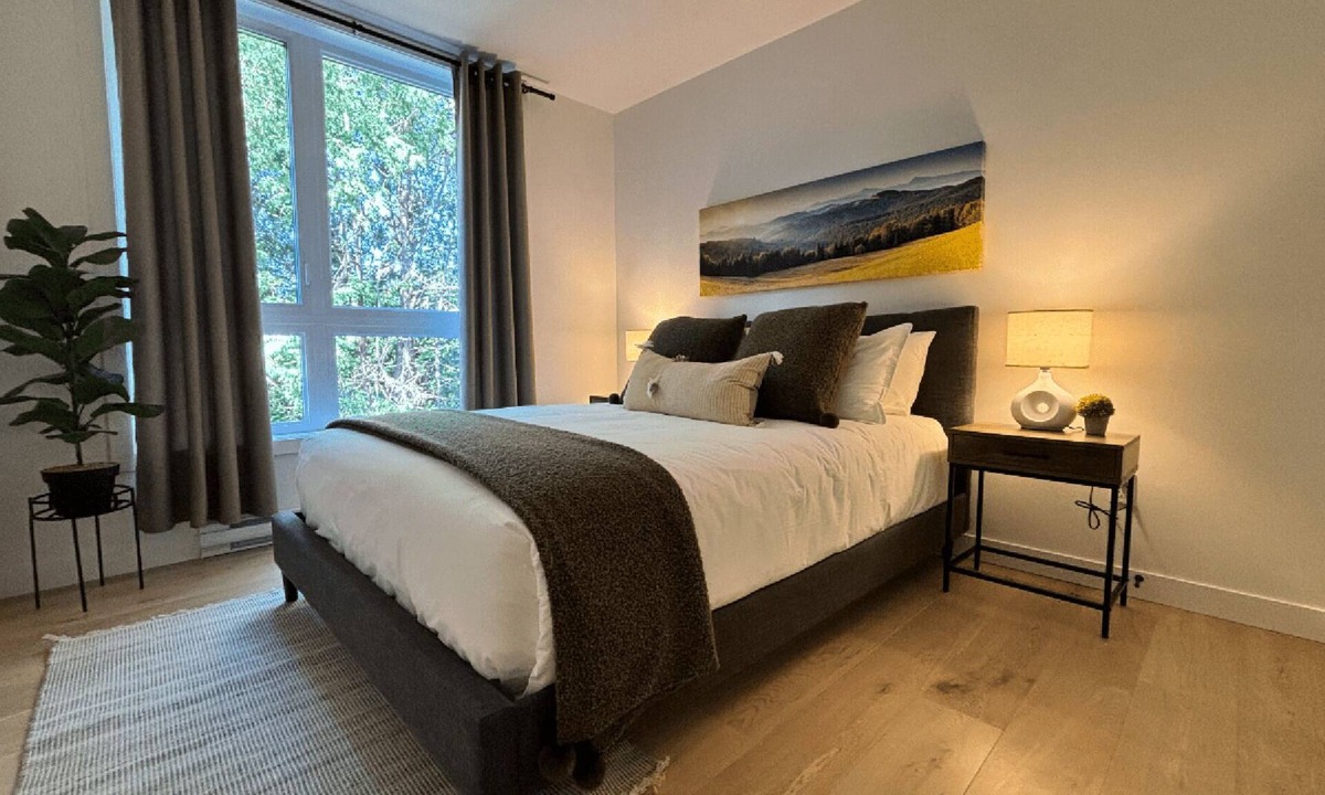 Mont-Tremblant Apartment | Magnificent luxury condo located in Mont-Tremblant. In the heart of the village