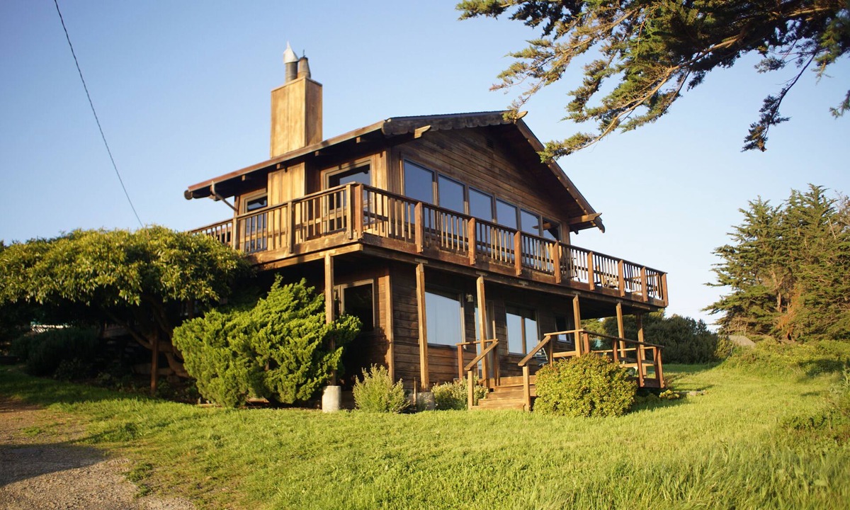 Bolinas House | Magnificent Pacific Ocean View! Large private beach house.