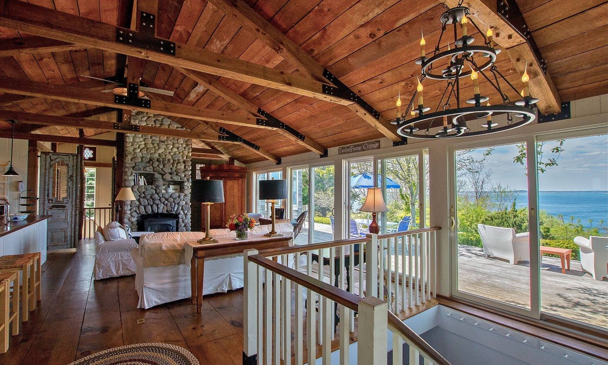 Plymouth House | Magnificent Panoramic Oceanfront Timberframe n2 master suites, 3 baths, sleep 7