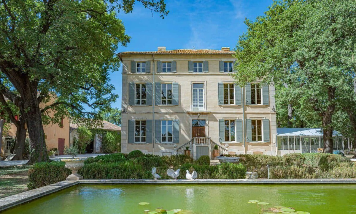 Le Pontet House | Magnificent renovated Bastide with its private park, near Avignon