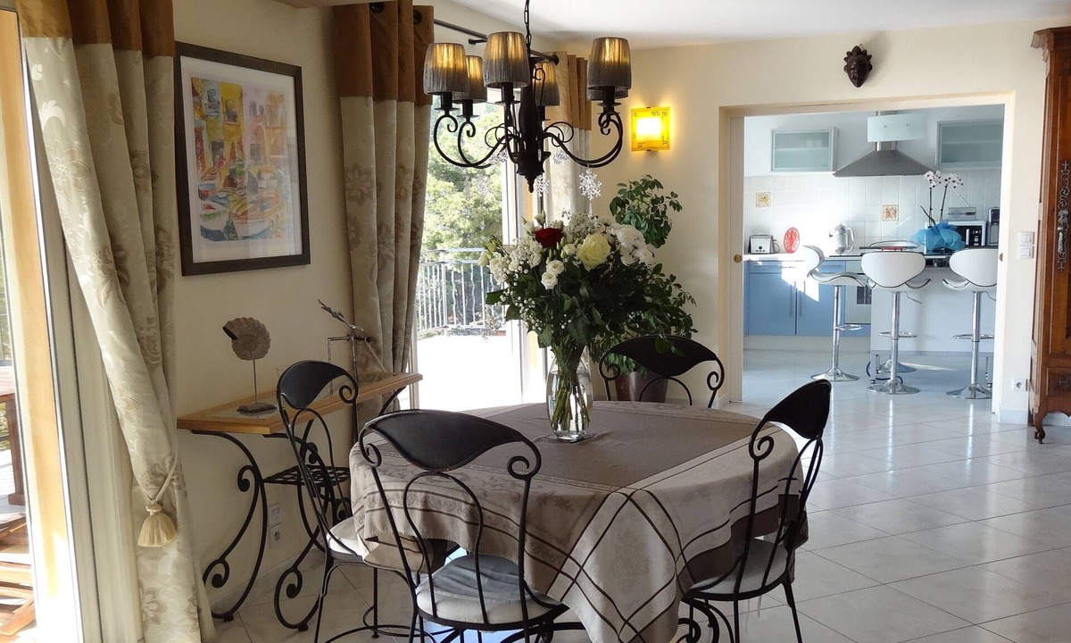 Ensues-la-Redonne Villa | Magnificent villa top 200 m2 calanques by the sea