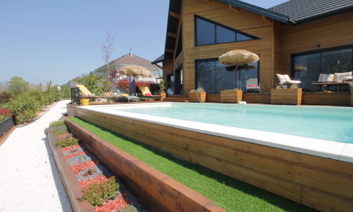 Viviers-du-Lac Villa | Magnificent villa with heated pool air conditioning