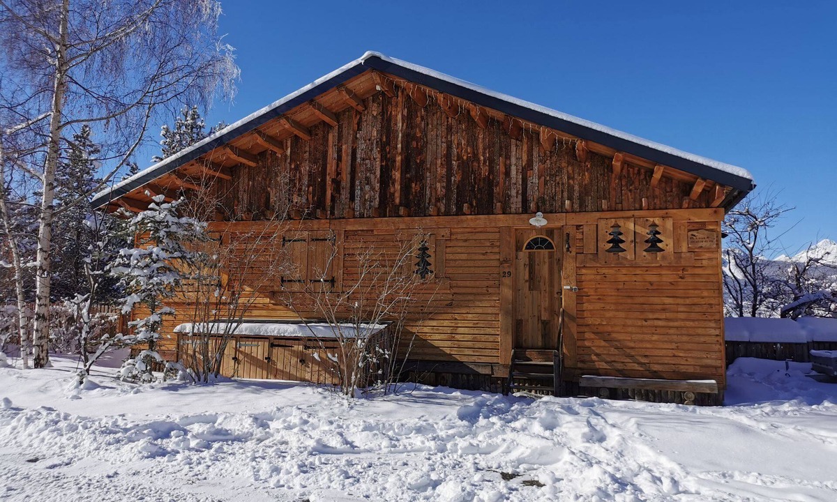 Matemale Ski Chalet | Magnificent villa at the end of a cul-de-sac with magnificent views