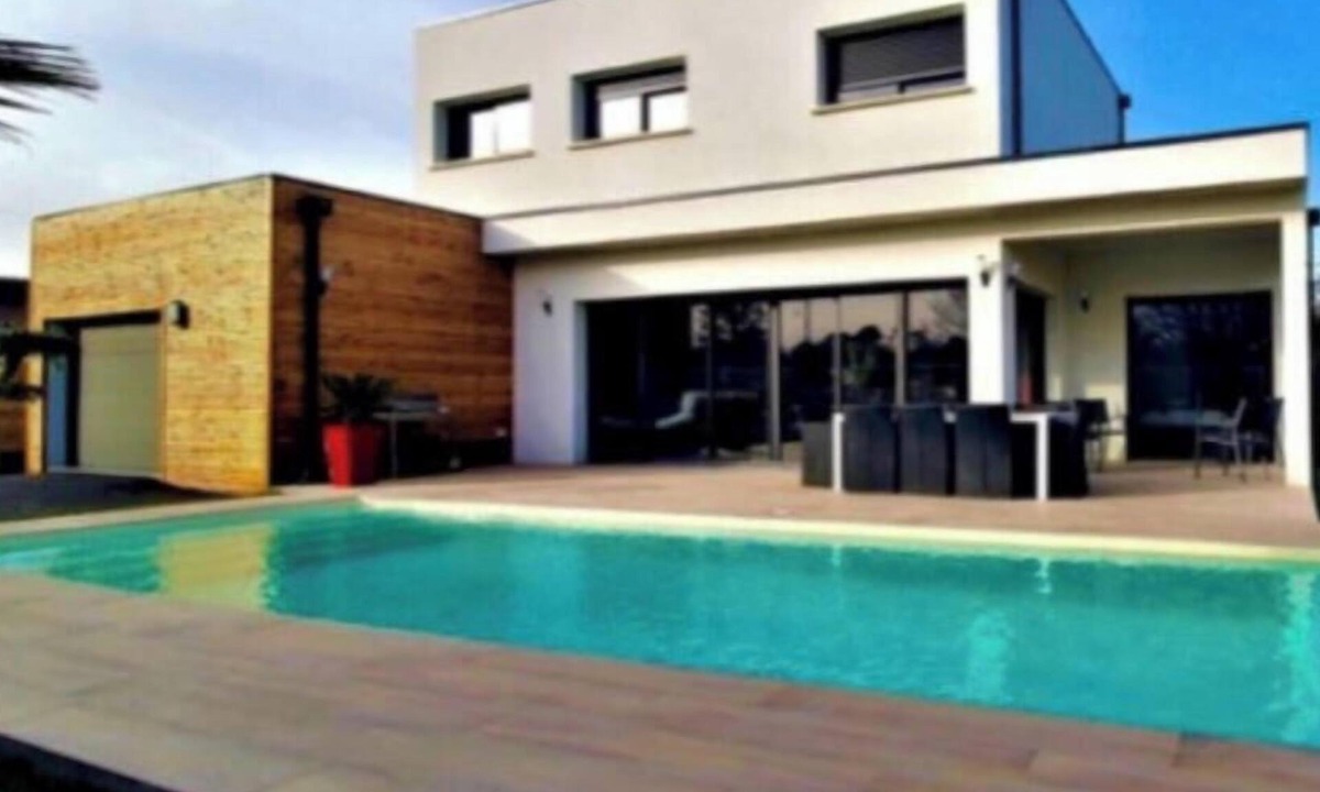 Gujan-Mestras Villa | MAGNIFICENT VILLA WITH POOL