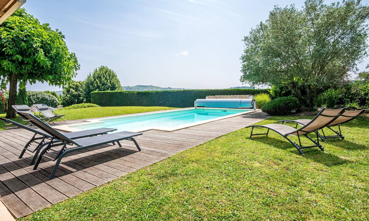 Gleize House | Magnificent villa with swimming pool