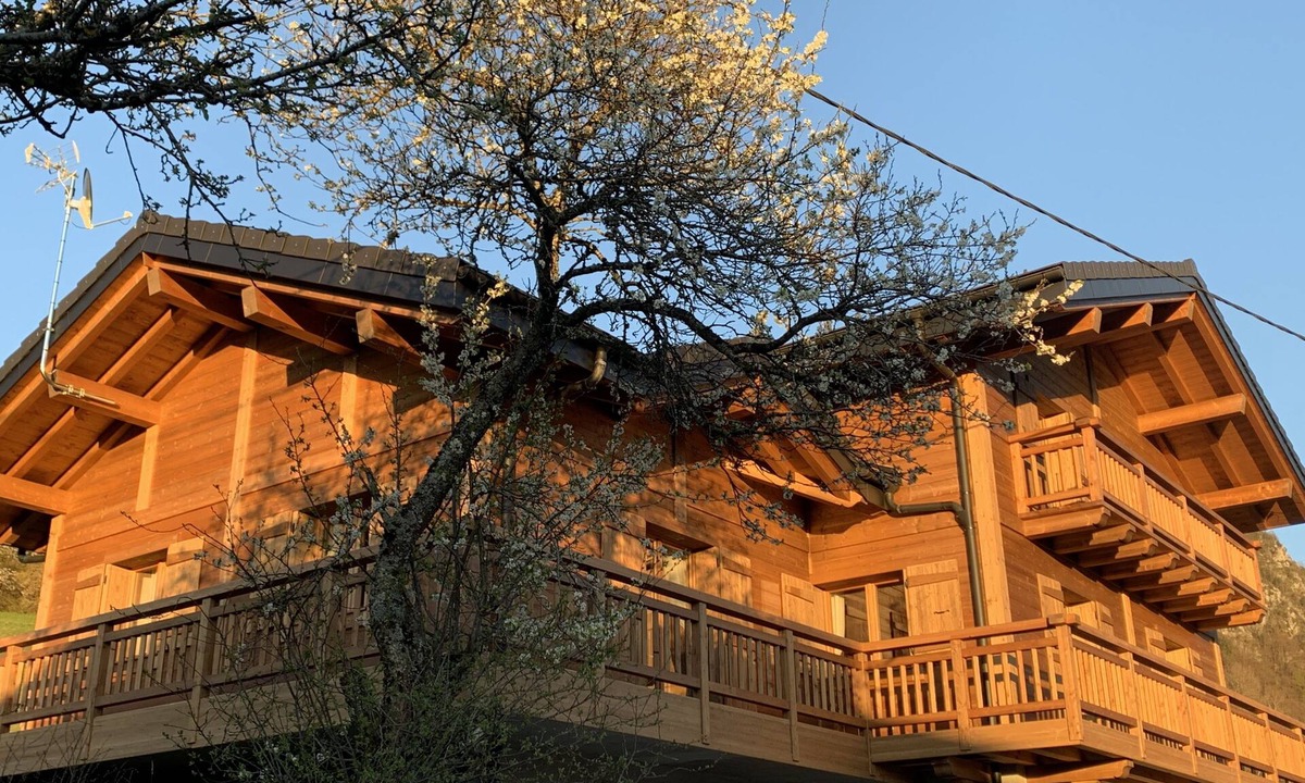 Vacheresse Ski Chalet | MAGNIFICENT WOODEN CHALET