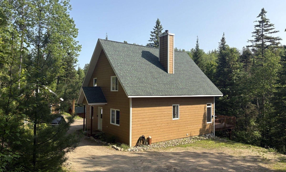 Saint-Alexis-des-Monts Ski Chalet | Magnifique Chalet En Bord De Rivière