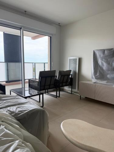 Saint-Laurent-du-Var Apartment | Magnifique 3P neuf avec terrasse et vue mer