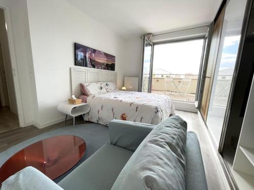 Bagneux Apartment | Magnifique chambre PS1-C3 proche du transport avec climatisation et parking payants