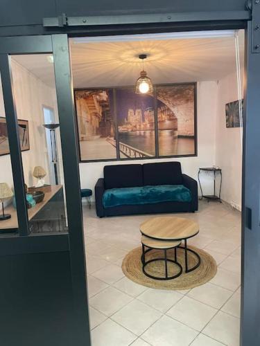 Volx Apartment | Magnifique Studio - Calme Et Proche De Toute Commodité