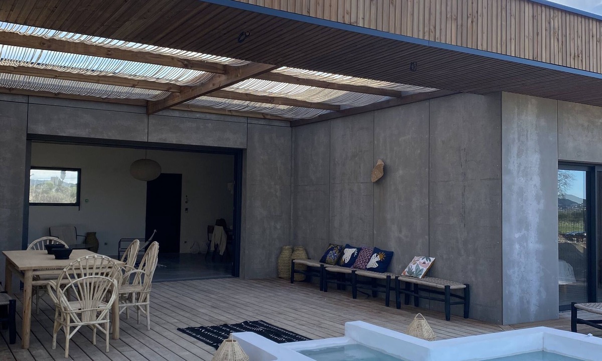 Clarensac House | Magnifique Villa Écologique Piscine Jacuzzi