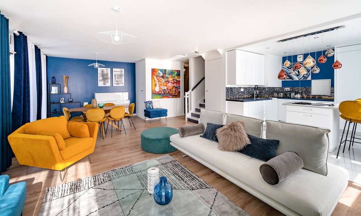 Clamart Apartment | Magnifiqueduplex lake view