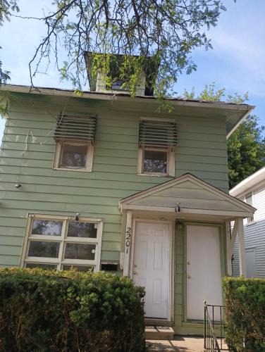 Lansing Apartment | Magnolia APT 1