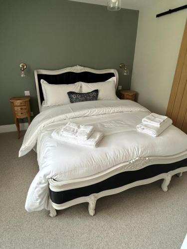 Corsham House | Magnolia Loft