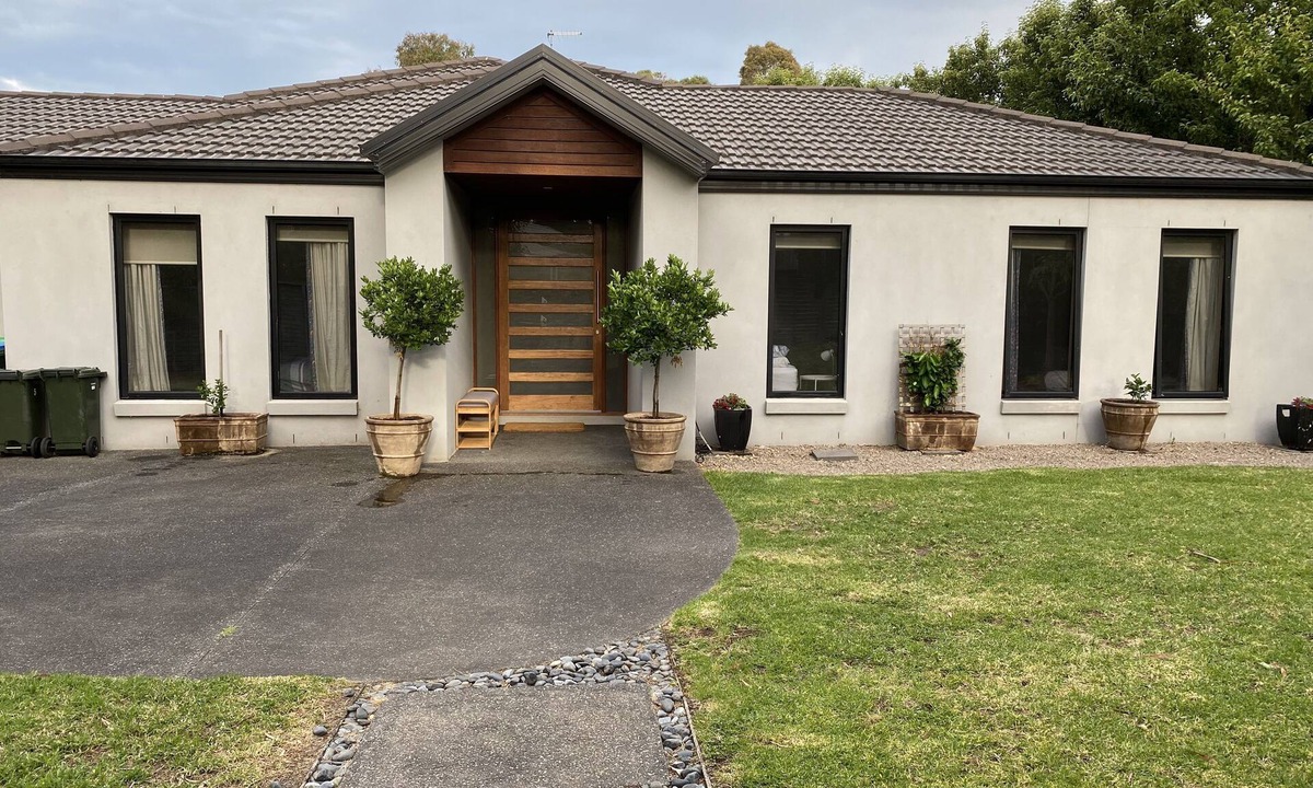 Mount Martha House | Magnolia Magic on Martha's Mountain