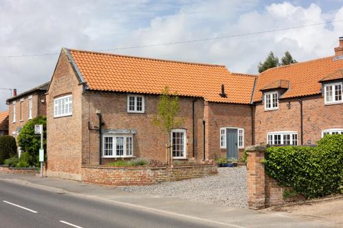 Newark House | Magnolia Tree Barn