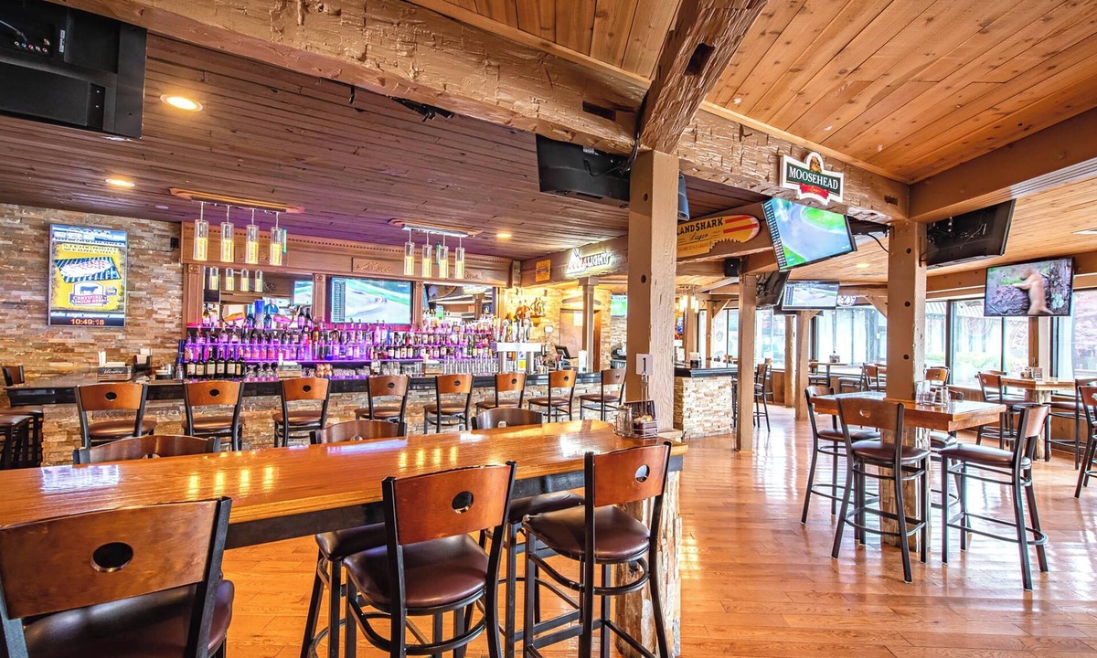 New Cumberland Hotel | Magnuson Grand Harrisburg