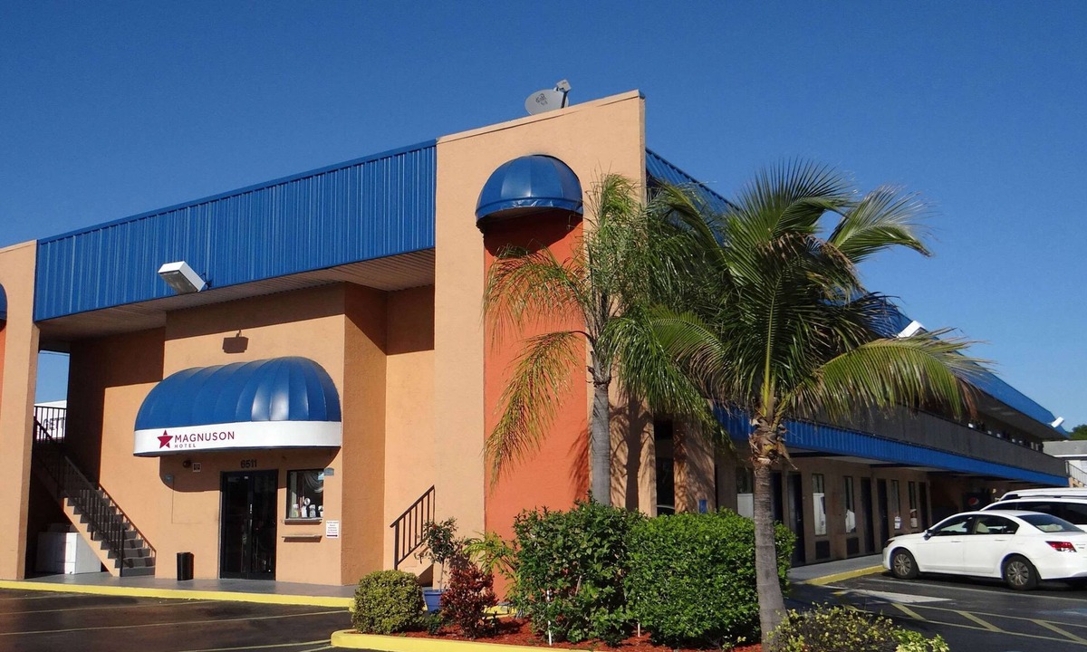 Bayshore Gardens Hotel | Magnuson Hotel Bradenton