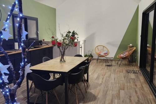 Saint-Maurice-les-Chateauneuf House | Maisonnette avec terrasse