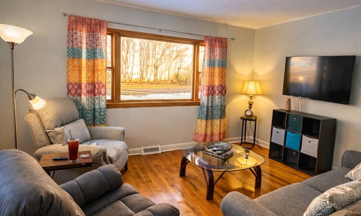Maiden Rock House | Maiden Rock River Hideaway