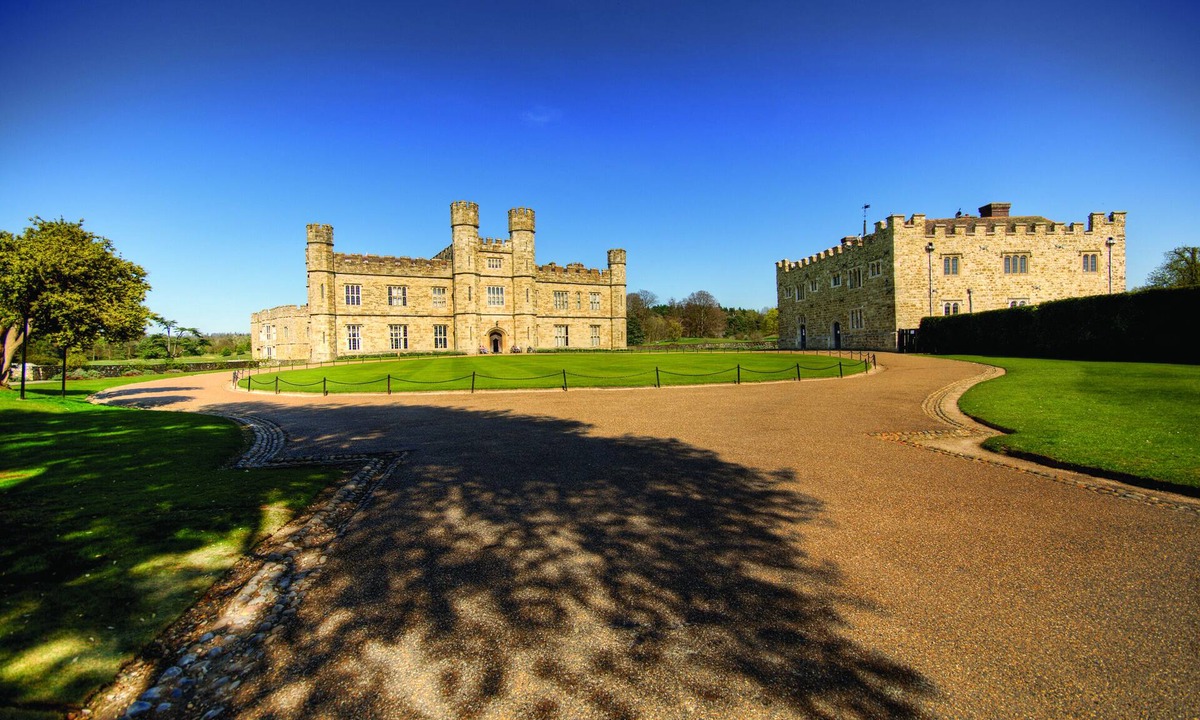 Maidstone Hotel | Maidens Tower B&B