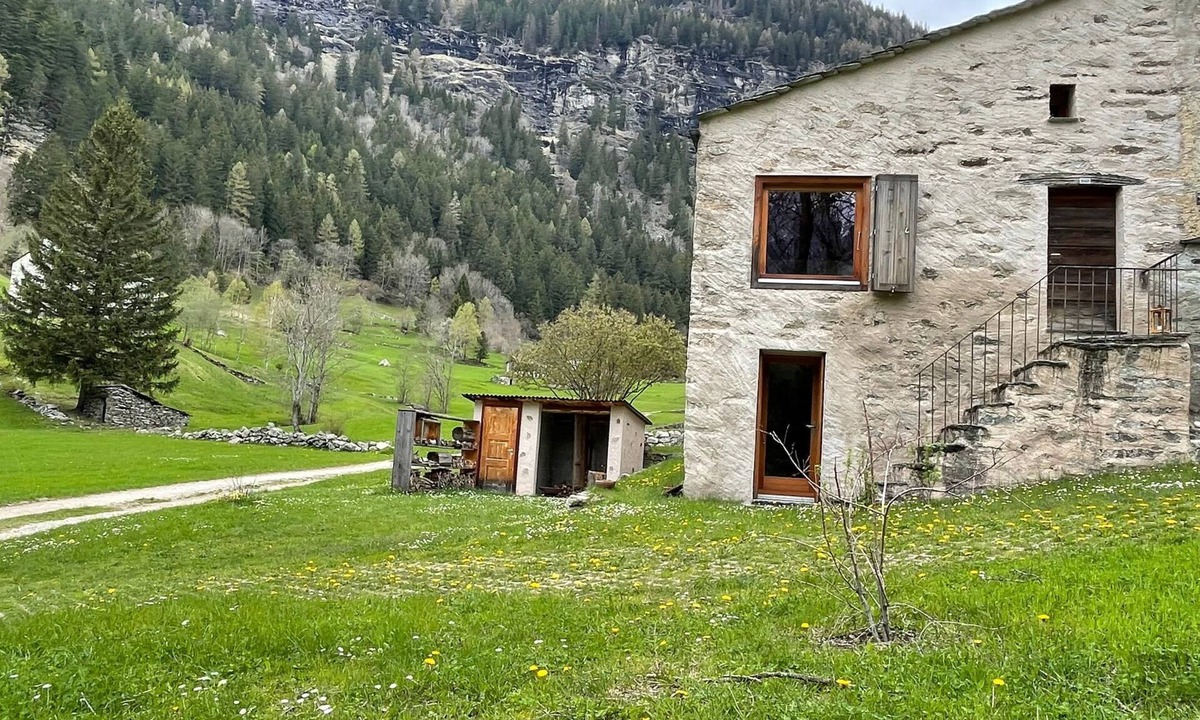 Poschiavo House | Maiensäss La Scera by Interhome