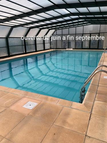 Bielle Apartment | Mailh- Massibé 1 chambre 5 pers draps serviettes inclus parking près du ski tout confort