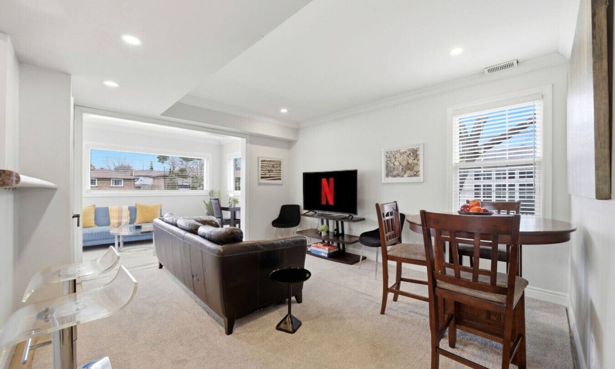 Pickering Apartment | Main Floor 2BR Retreat, 2 Parking, 1 Bath & Wi-Fi