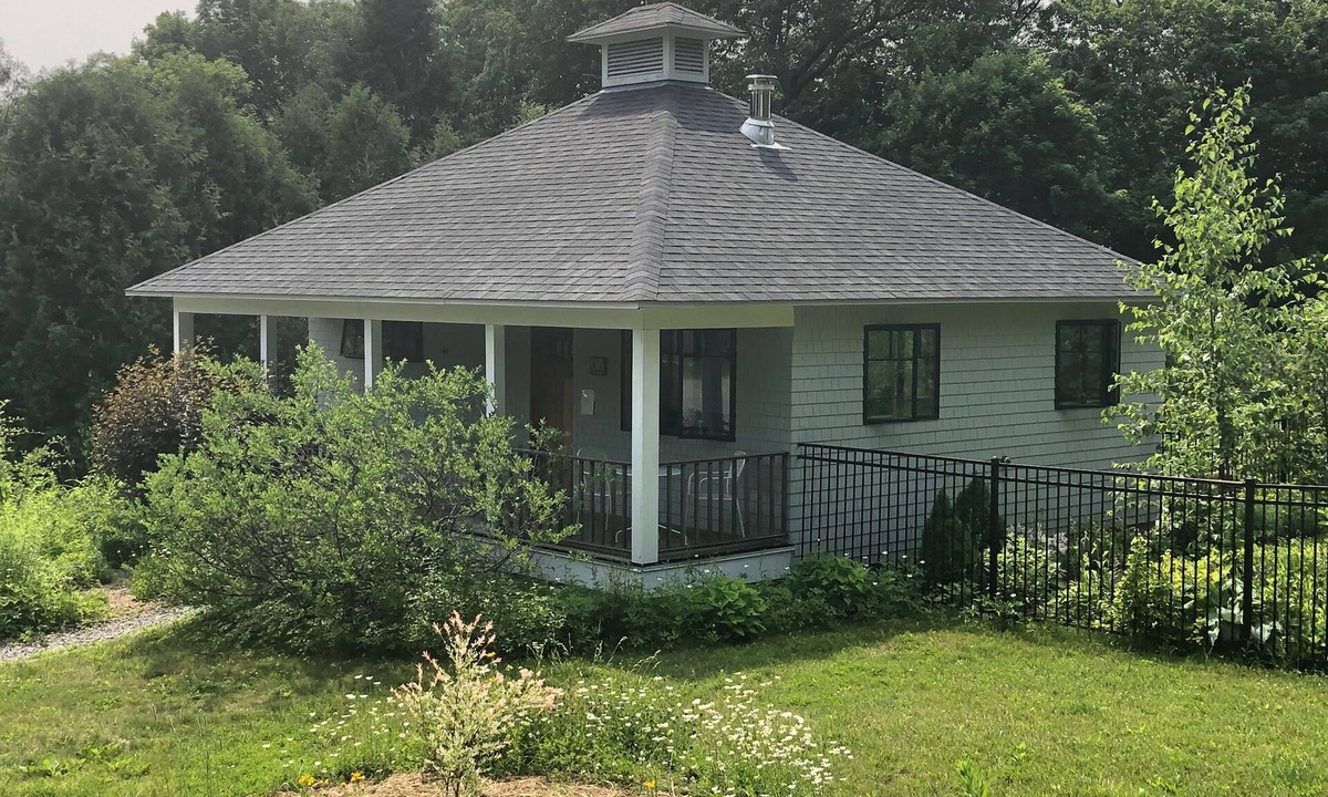 Camden House | Maine Cottage style studio house.
