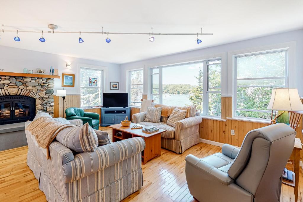Phippsburg House | Maine Haven