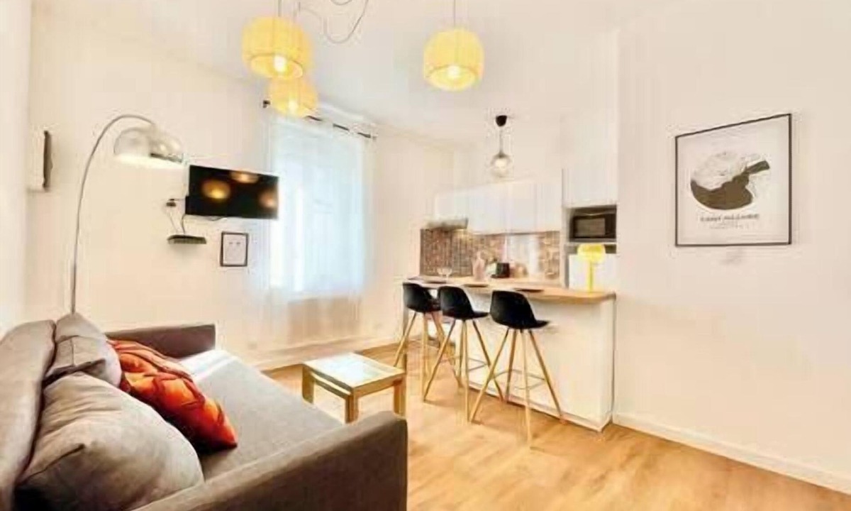Saint-Nazaire Apartment | Maine I Close to the train station I Comfortable