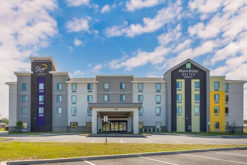York Hotel | MainStay Suites North - Central York