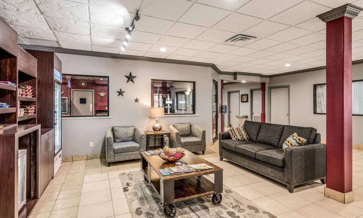 Ozona Hotel | MainStay Suites Ozona I-10