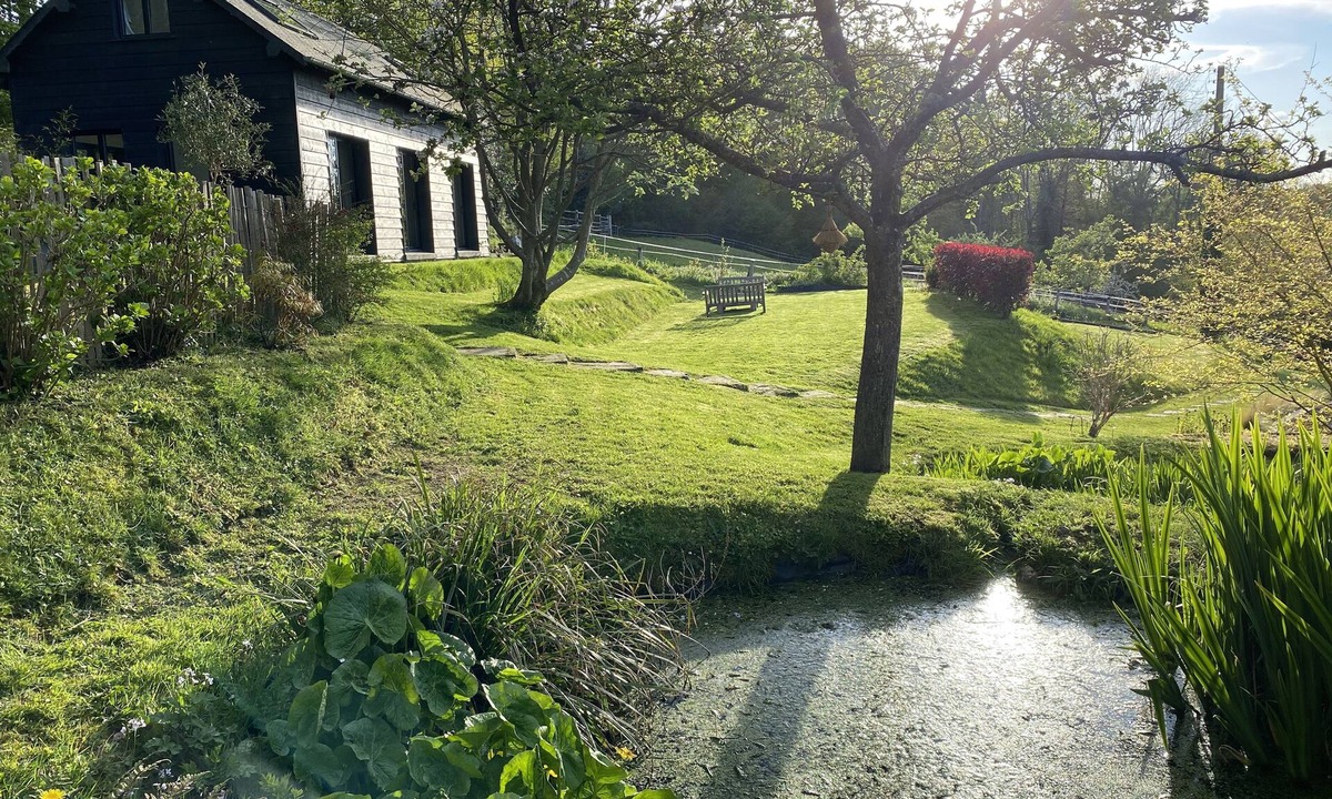 Saint-Pierre-de-Cormeilles Cottage | Maison D'inspiration Scandinave