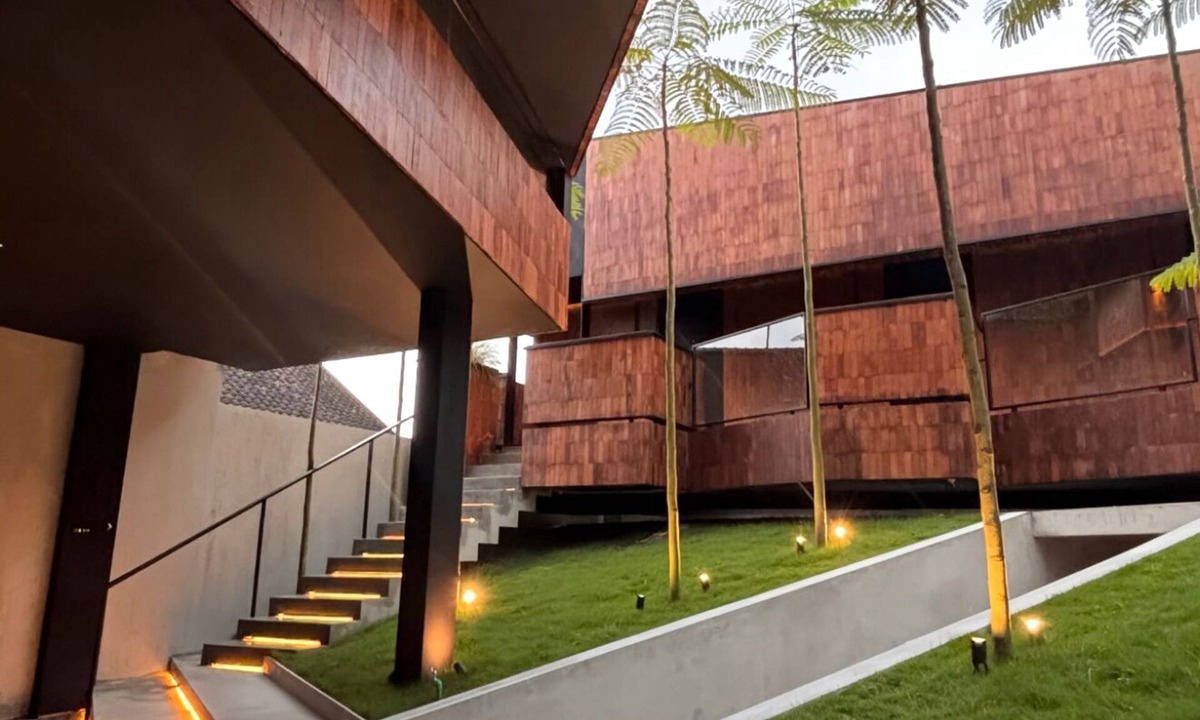 Semarang Hotel | Maisola by ARTOTEL Semarang