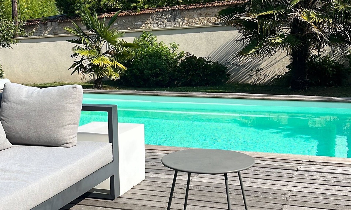 Louveciennes House | Maison à 10 Mins de Versailles Piscine et Chambres Climatisées