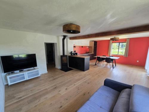 Villers-les-Bois Apartment | Maison à la campagne