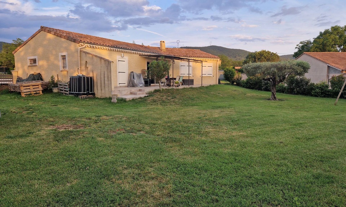 Saint-Lager-Bressac House | Maison à la Campagne Avec Piscine