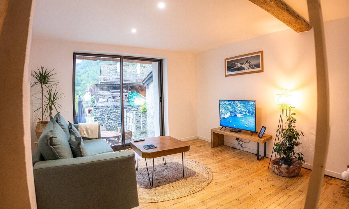 Laruns House | Maison à la Montagne