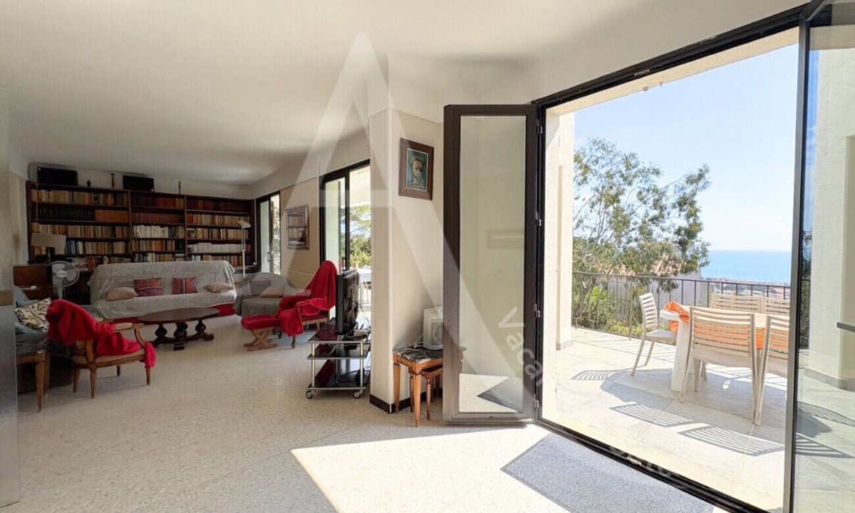 Sete Villa | MAISON 3 CHAMBRES MONT SAINT CLAIR