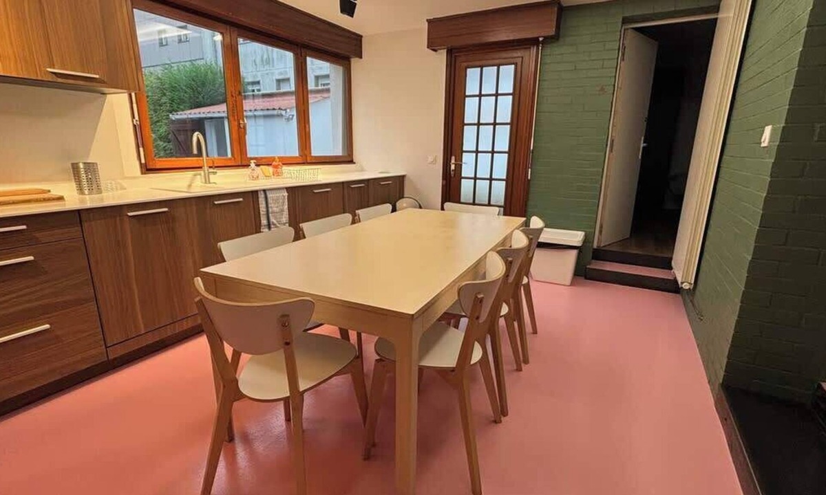 Arras House | Maison 5 chambres et parking gratuit