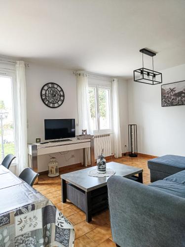Thuir Villa | Maison 6 pers, avec jardin, clim et pétanque