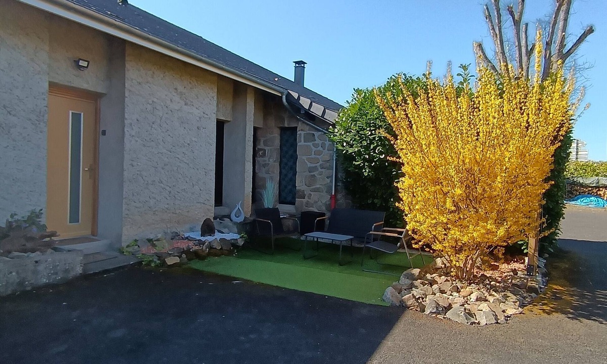 Lanobre House | Maison a 2 pas des Volcans