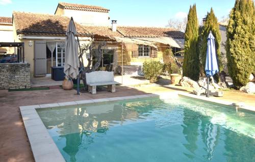 Entraigues-sur-la-Sorgue House | Maison Avec Piscine Privée
